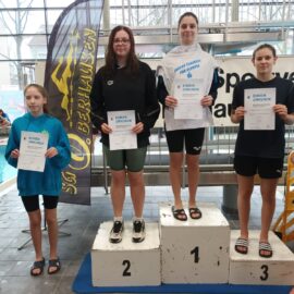 Stadtmeisterschaften der Schulen im Schwimmen – ELSA- Schüler:innen auf dem „Treppchen“