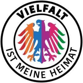 Das Elsa-Brändström-Gymnasium erhält den „Bunten Adler“